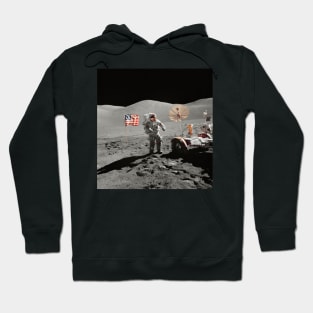 Astronaut Walking on Moon, Lunar Roving Vehicle, USA flag Hoodie